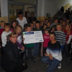 2014-09-24 400 Euro für unsere Schule